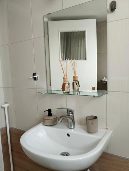 Vicky'S Central Apartment Corinth Bagian luar foto